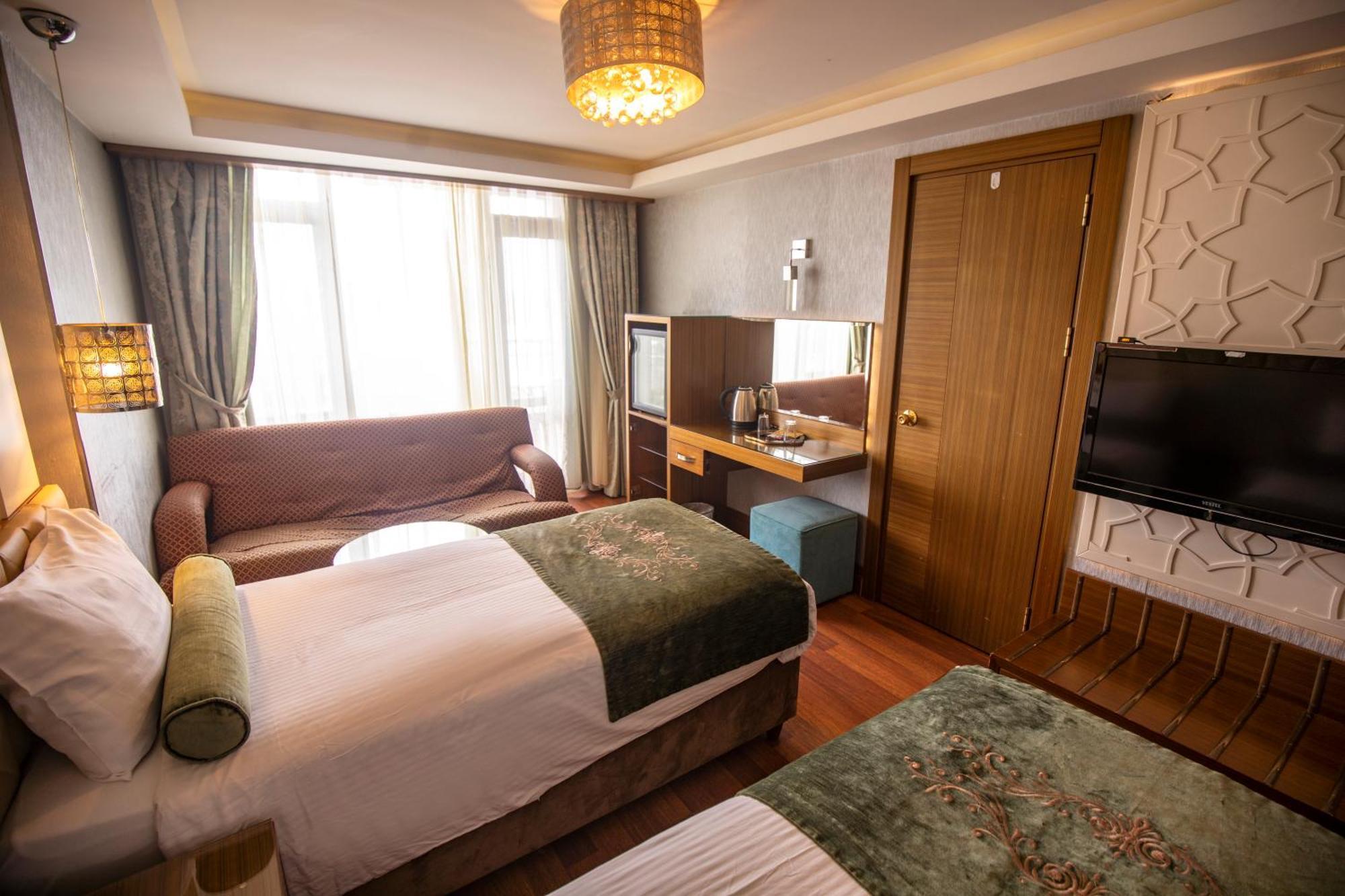 Grand Star Bosphorus & Otel 4*